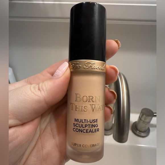 NWOB new w/o box!! Too Faced Born this Way Multi-Use Sculpting Concealer - Snow - Picture 2 of 6